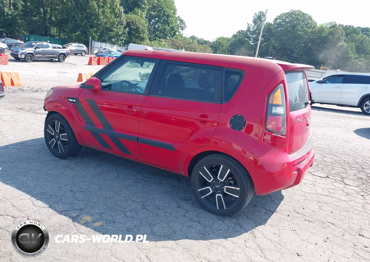 2011 Kia Soul + VIN:KNDJT2A24B7294777 - 3