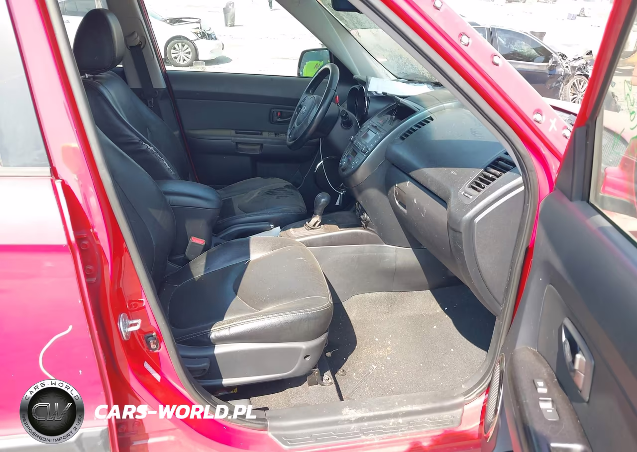 2011 Kia Soul + VIN:KNDJT2A24B7294777 - 5