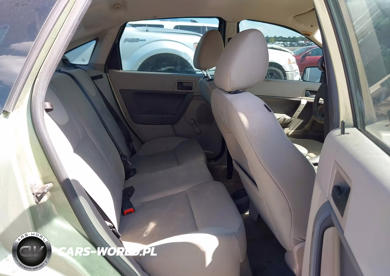 2008 Ford Focus S VIN:1FAHP34N28W197371 - 8