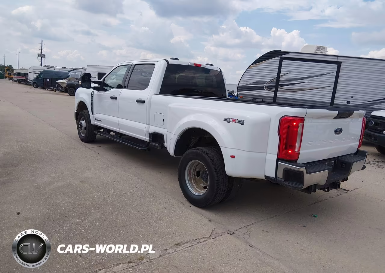 2026 Ford F-350 Xlt VIN:1FT8W3DT5TEC23679 - 3