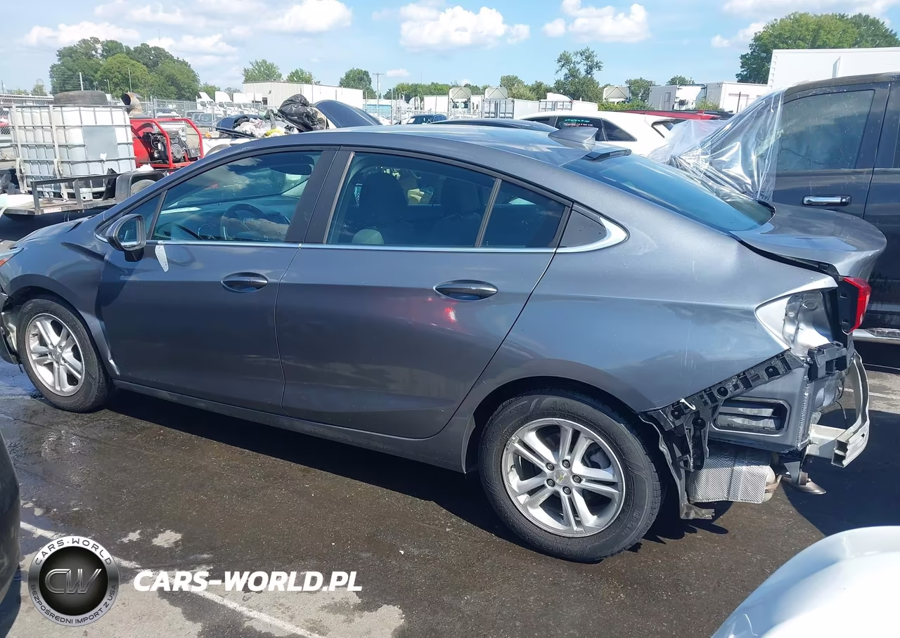 2018 Chevrolet Cruze Lt Auto VIN:1G1BE5SM4J7160617 - 15