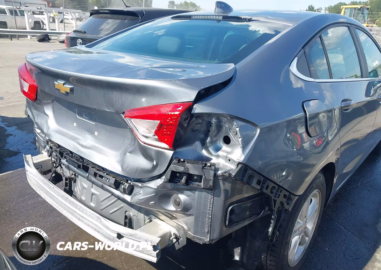 2018 Chevrolet Cruze Lt Auto VIN:1G1BE5SM4J7160617 - 19