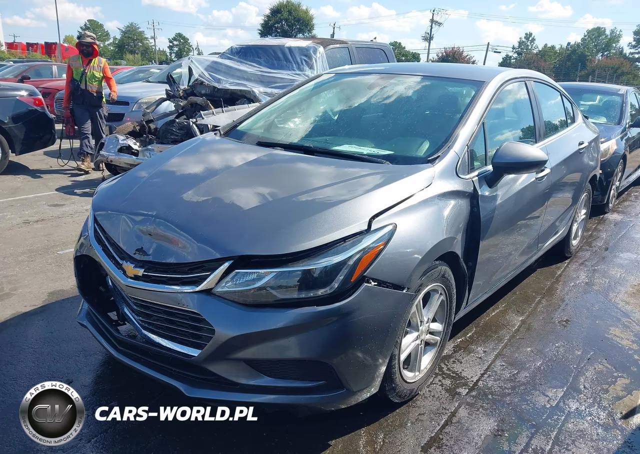 2018 Chevrolet Cruze Lt Auto VIN:1G1BE5SM4J7160617 - 2