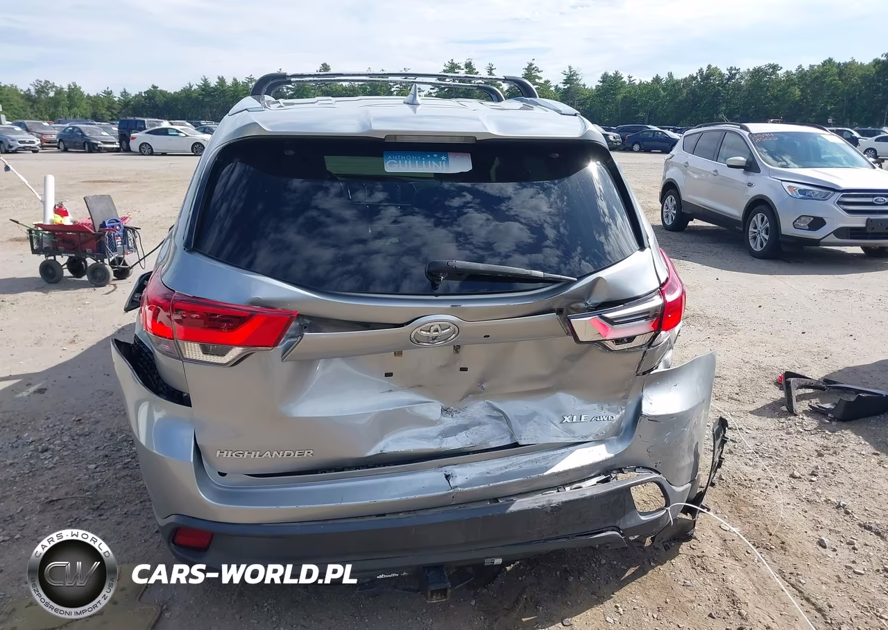 2017 Toyota Highlander Xle VIN:5TDJZRFH4HS365852 - 17