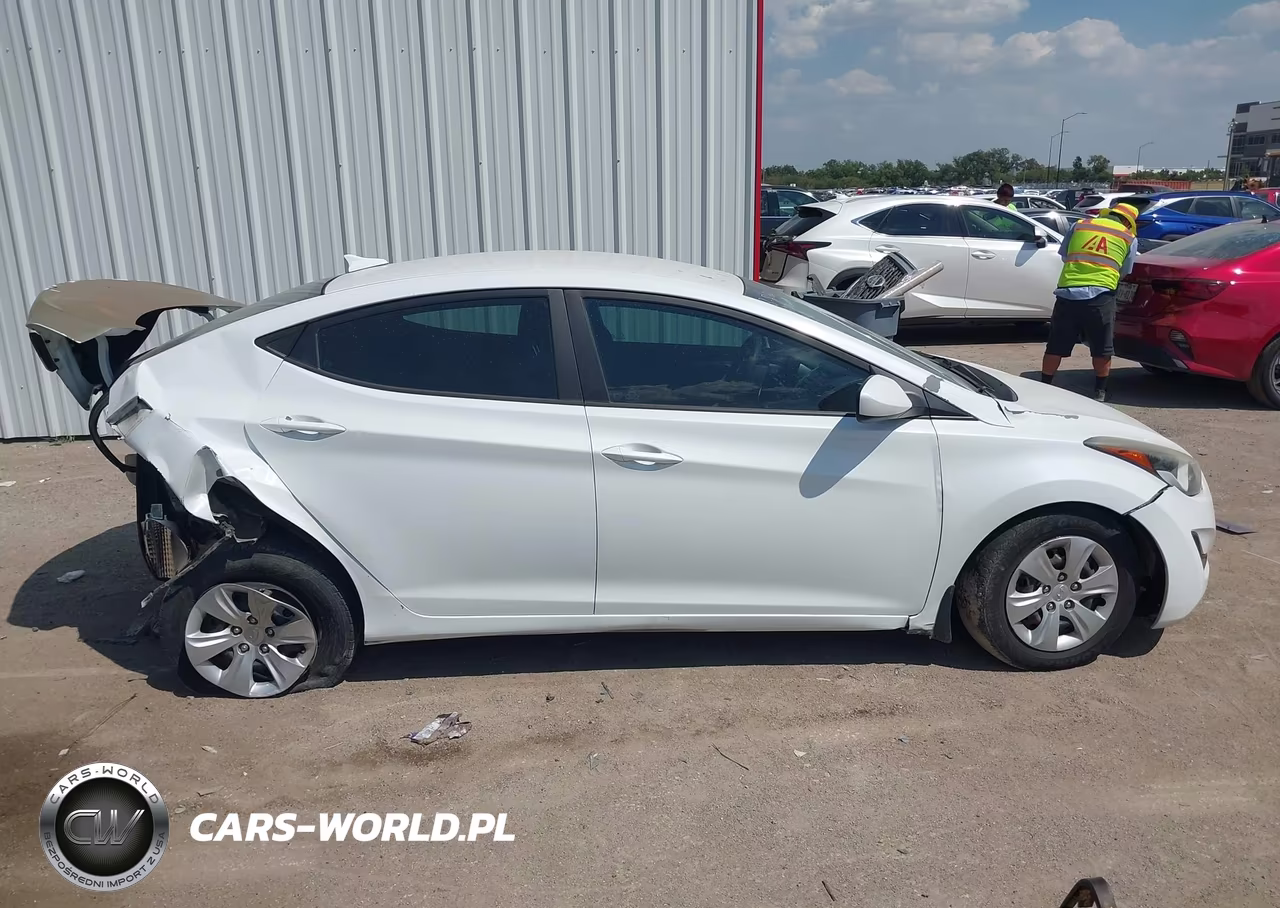 2016 Hyundai Elantra Se VIN:5NPDH4AE4GH756438 - 13