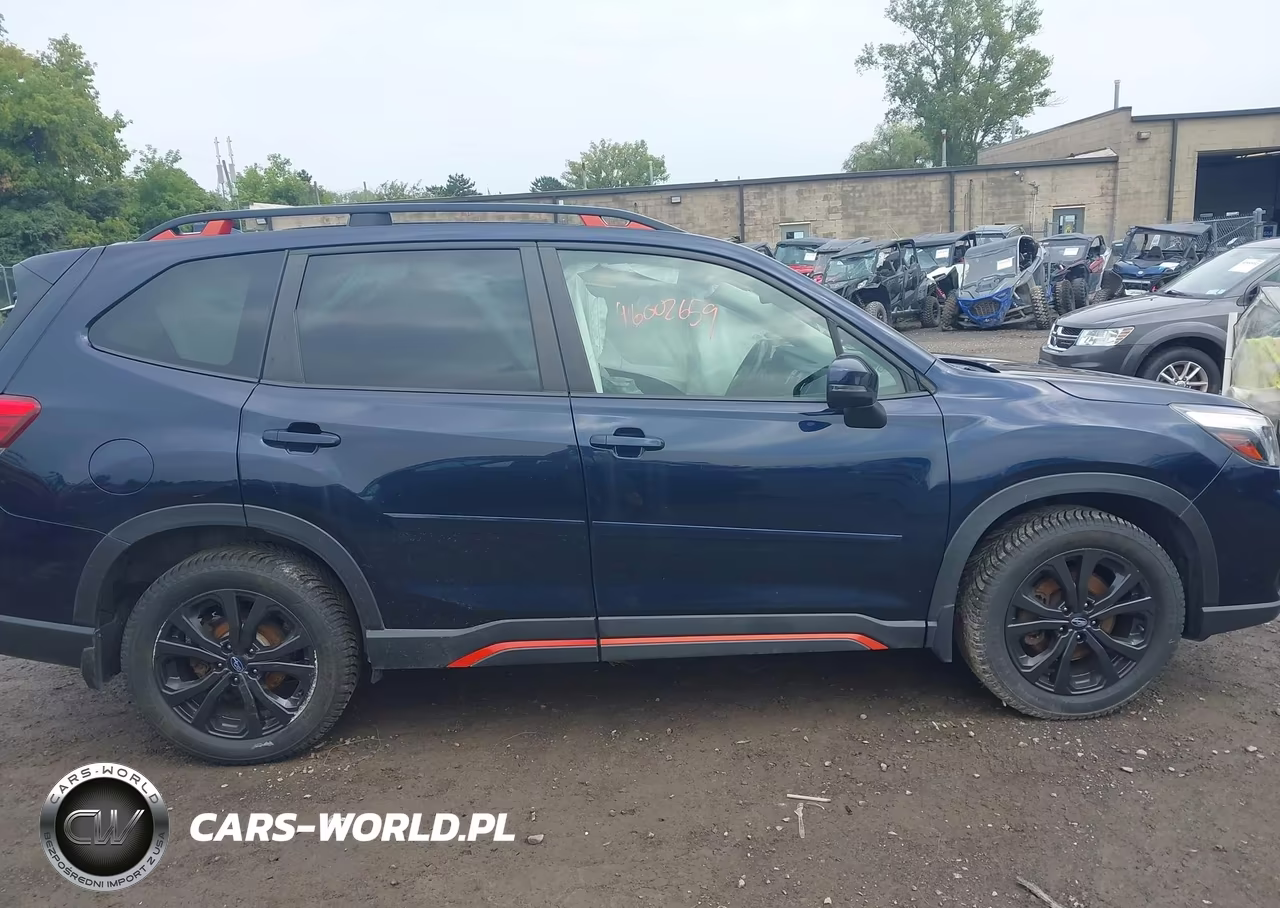 2021 Subaru Forester Sport VIN:JF2SKALC6MH518668 - 13