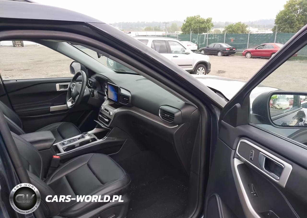 2023 Ford Explorer Xlt VIN:1FMSK8DH6PGC25067 - 5