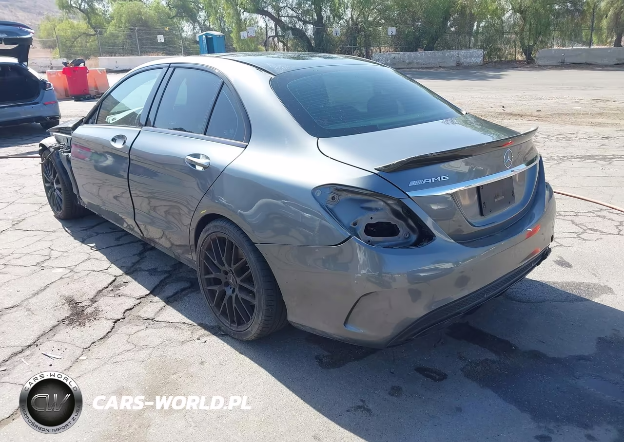 2017 Mercedes-Benz Amg C 43 4Matic VIN:55SWF6EB0HU186110 - 3
