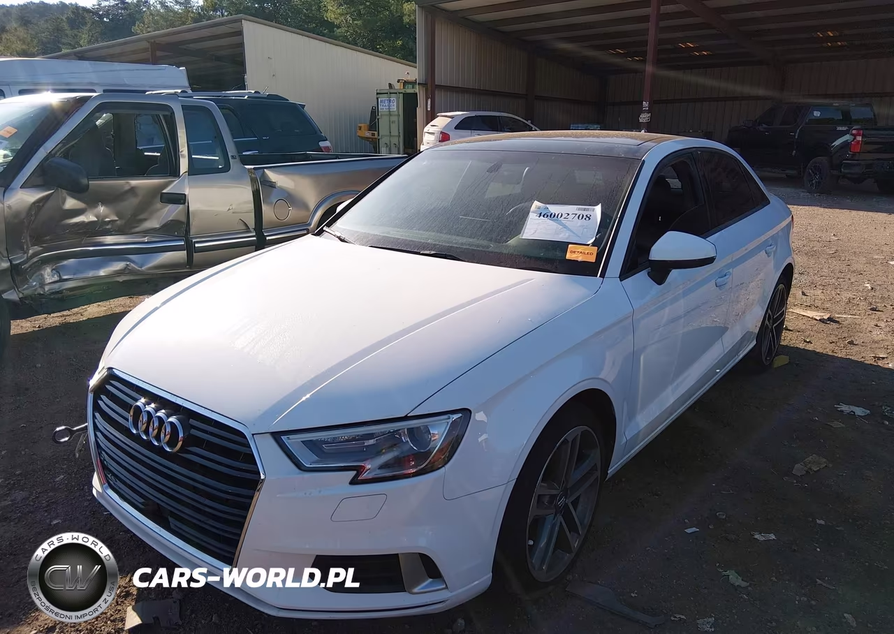 2017 Audi A3 2.0T Premium VIN:WAUAUGFF0H1037789 - 6