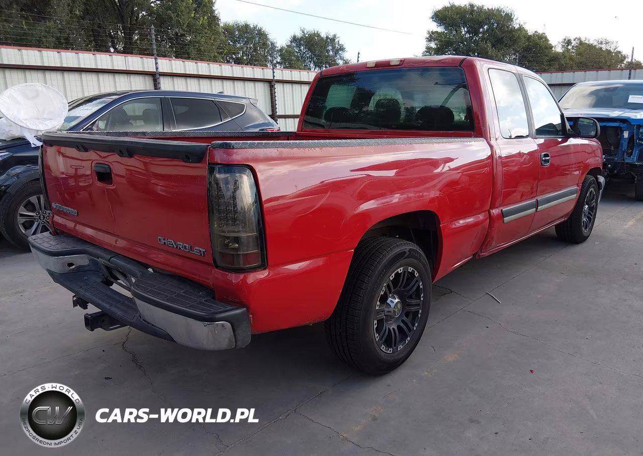 2005 Chevrolet Silverado 1500 Ls VIN:2GCEC19V051385783 - 4
