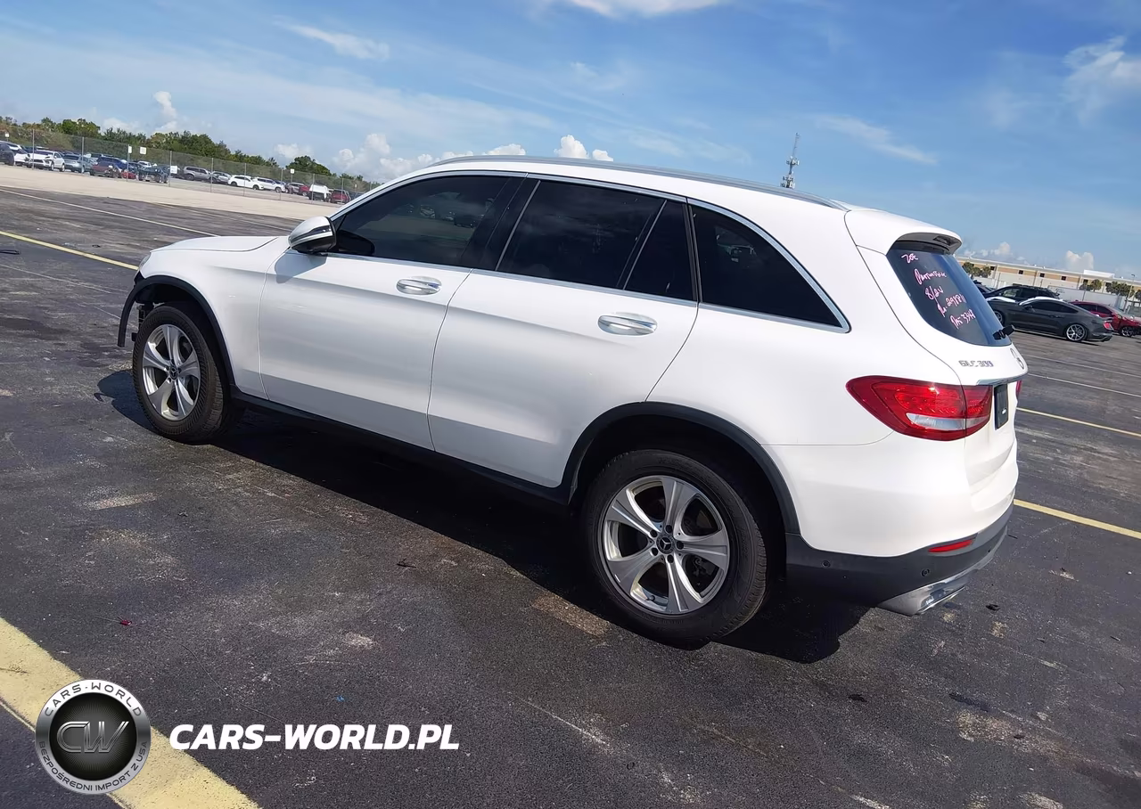 2018 Mercedes-Benz Glc 300 VIN:WDC0G4JB4JV082560 - 3