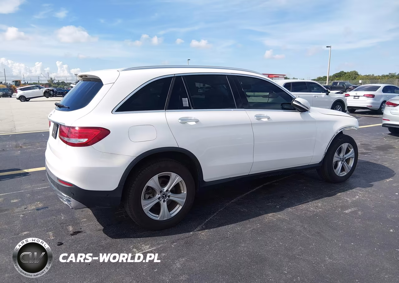 2018 Mercedes-Benz Glc 300 VIN:WDC0G4JB4JV082560 - 4