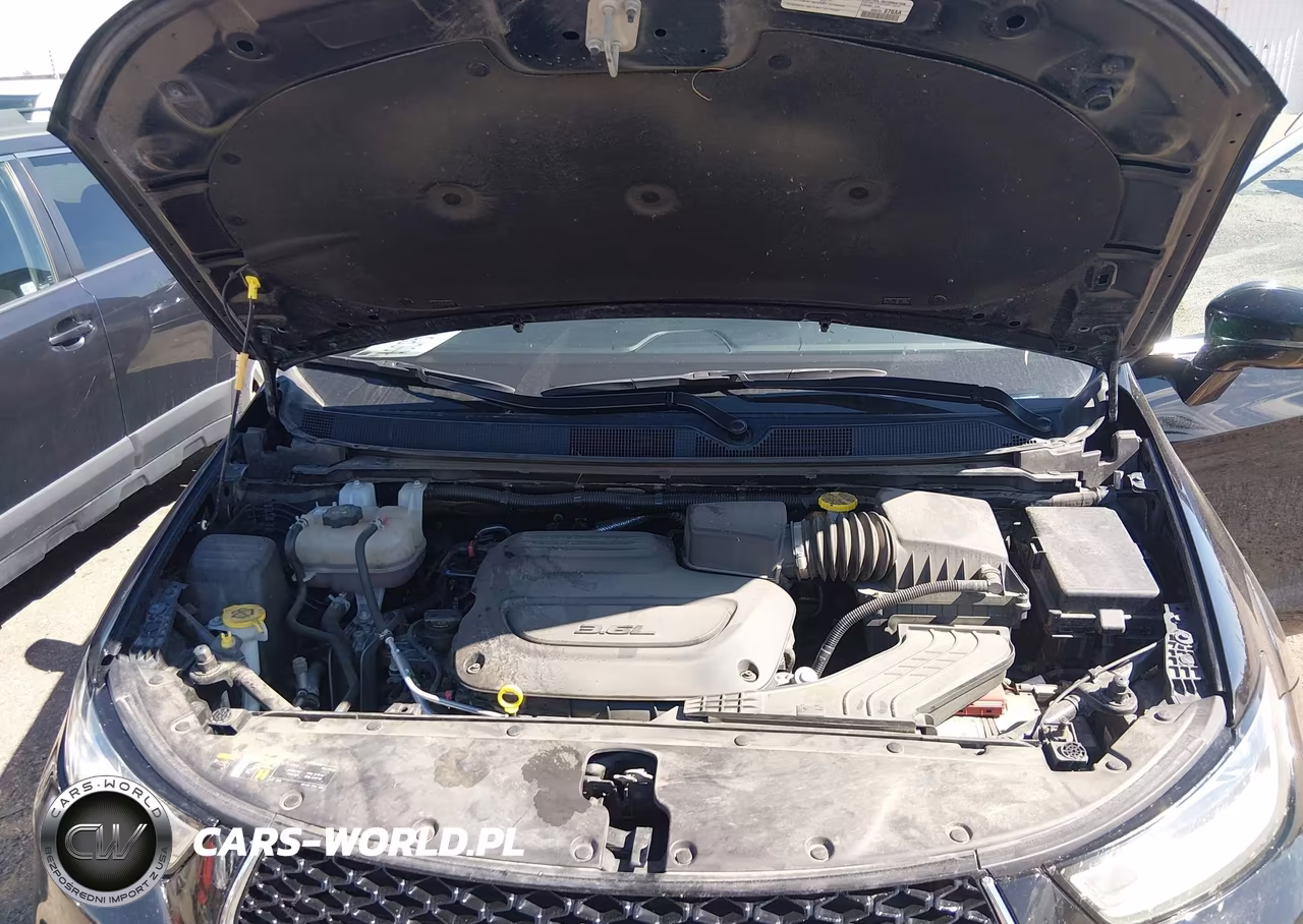 2025 Chrysler Pacifica Select VIN:2C4RC1BG9SR532418 - 10