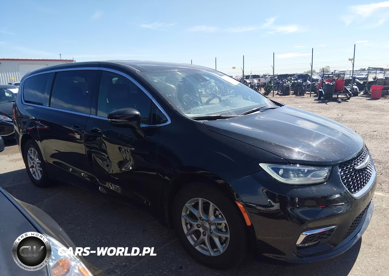 2025 Chrysler Pacifica Select VIN:2C4RC1BG9SR532418 - 13