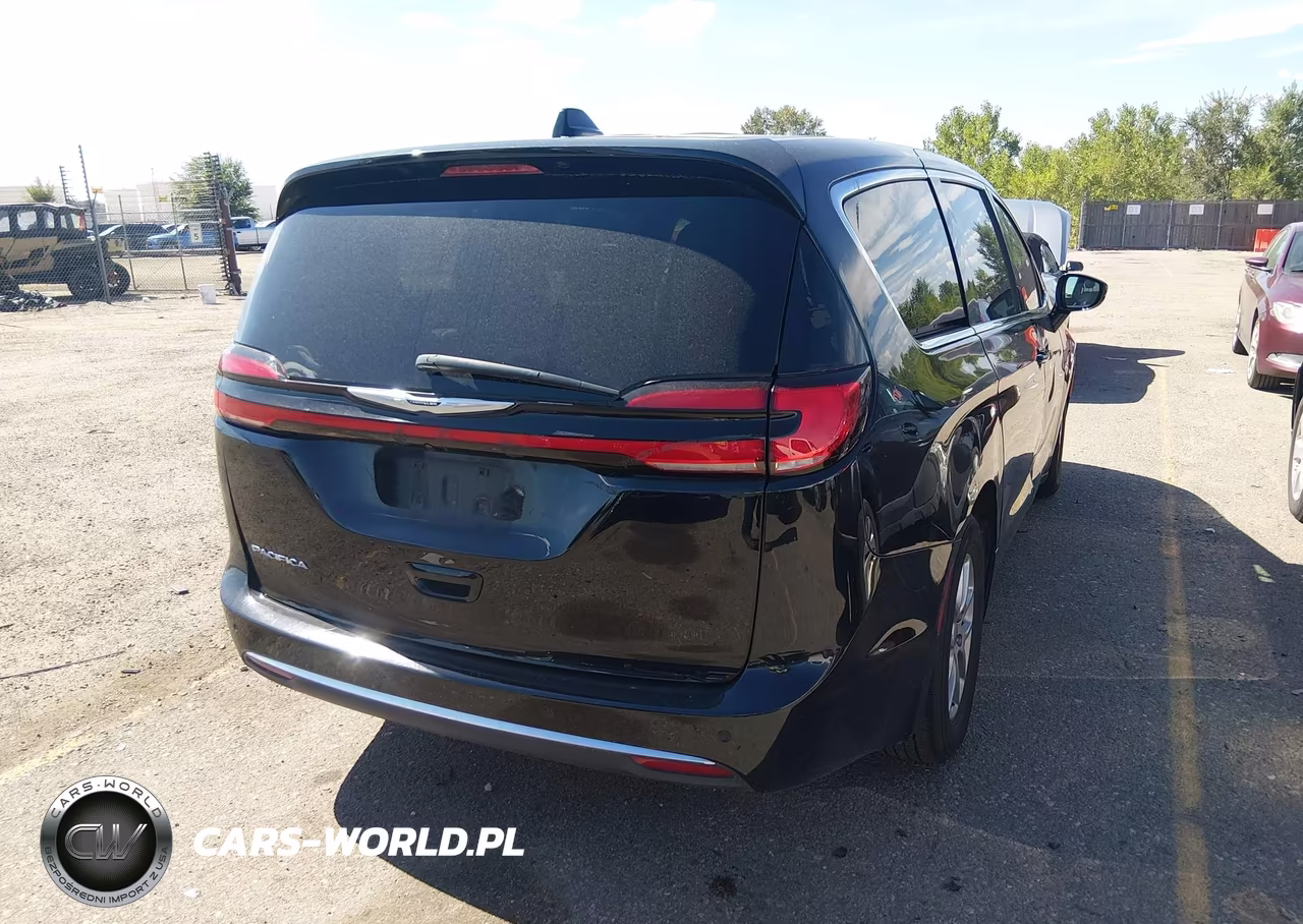 2025 Chrysler Pacifica Select VIN:2C4RC1BG9SR532418 - 4