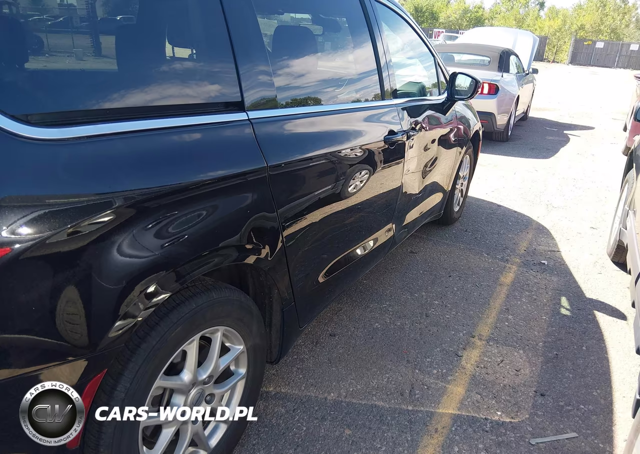 2025 Chrysler Pacifica Select VIN:2C4RC1BG9SR532418 - 6