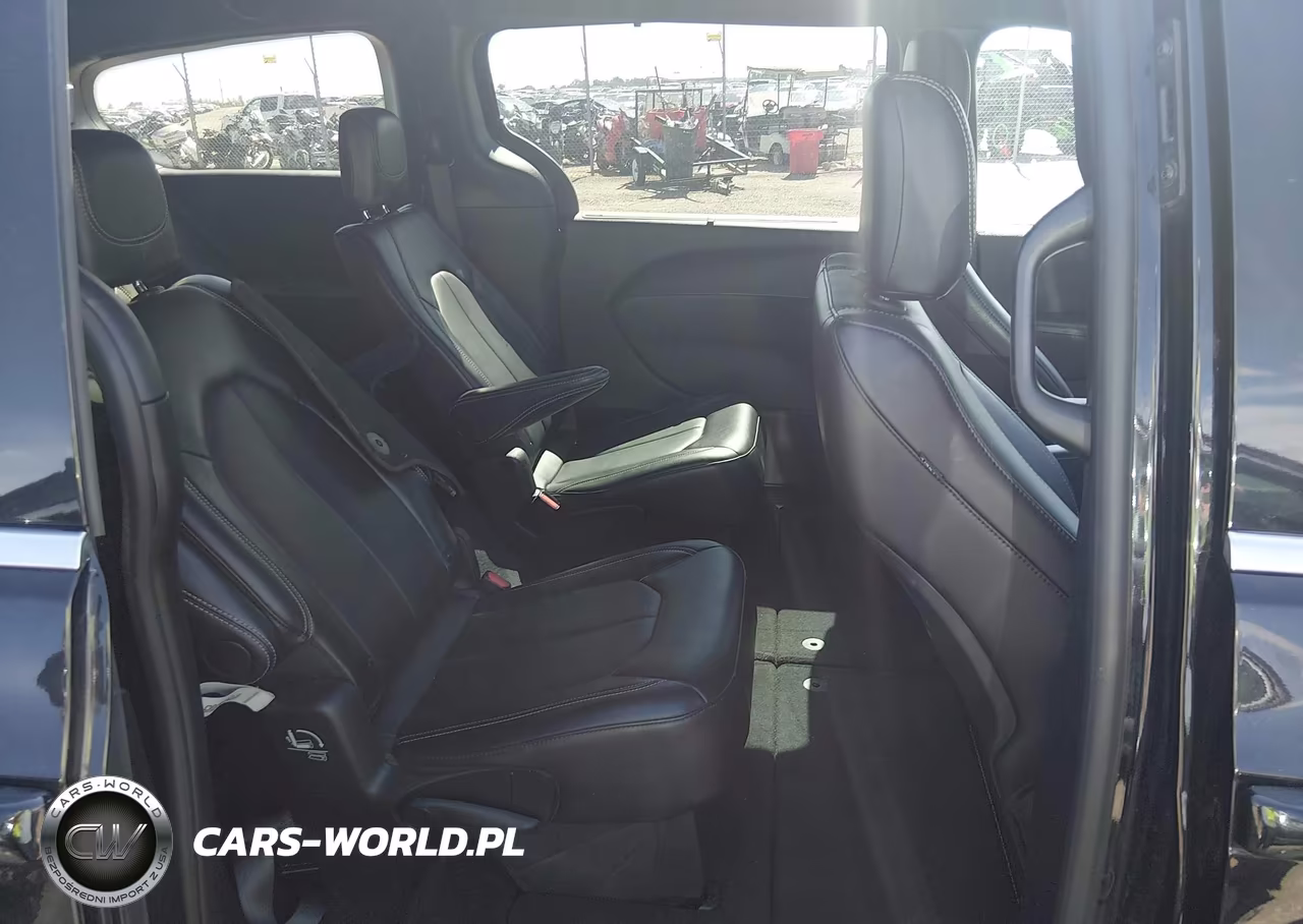 2025 Chrysler Pacifica Select VIN:2C4RC1BG9SR532418 - 8