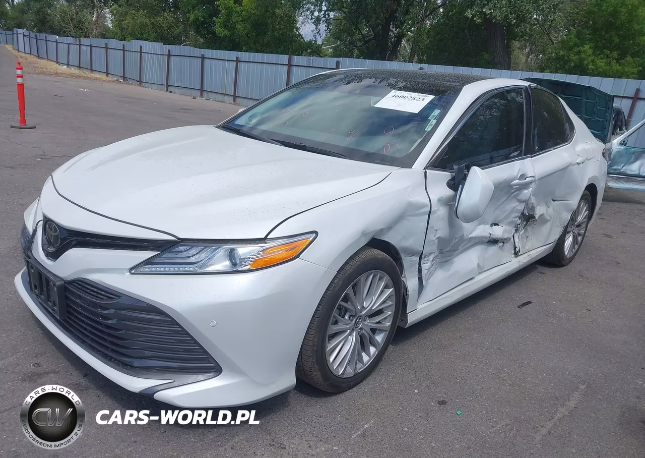 2018 Toyota Camry Xle VIN:4T1B11HK5JU046561 - 2