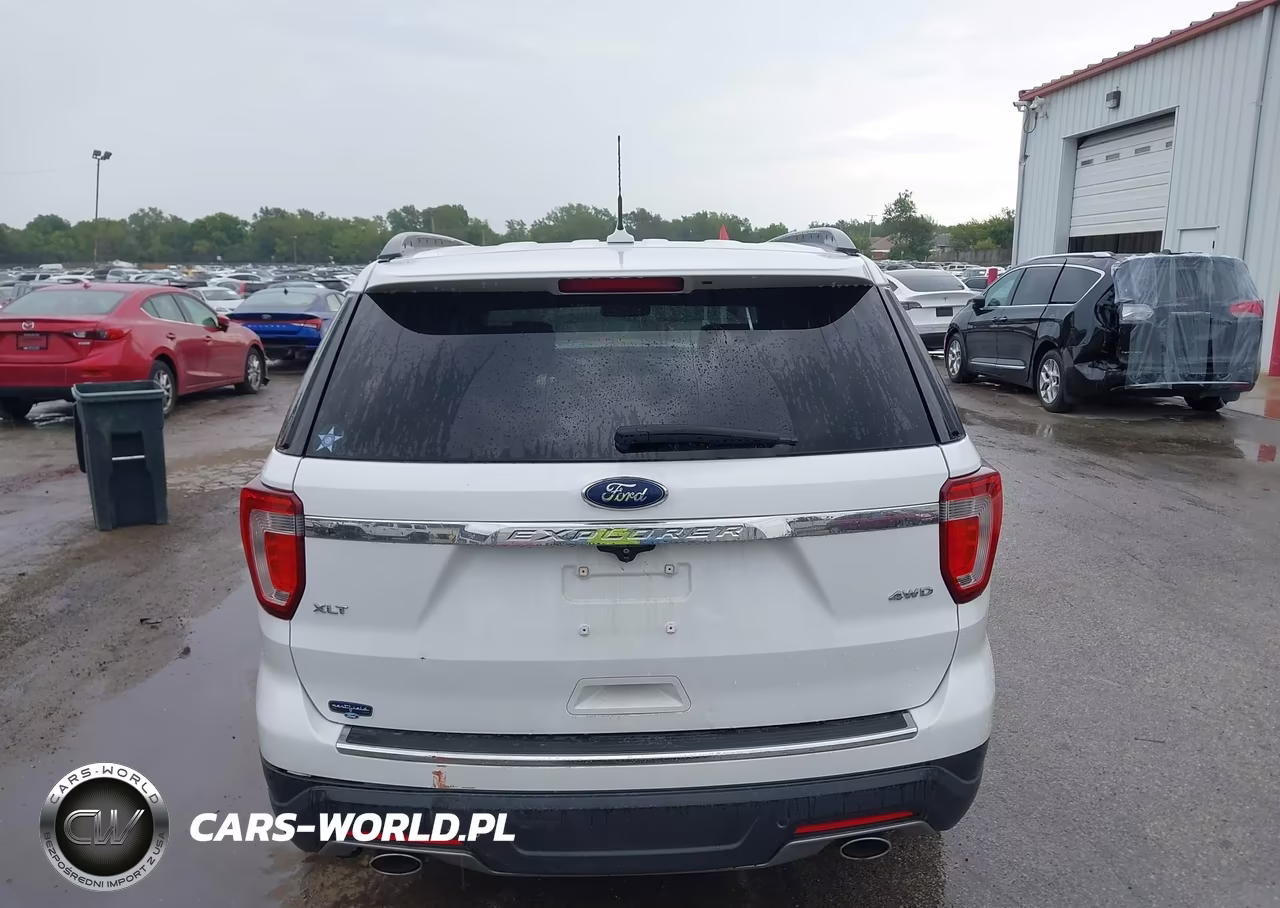 2018 Ford Explorer Xlt VIN:1FM5K8D89JGB27980 - 16