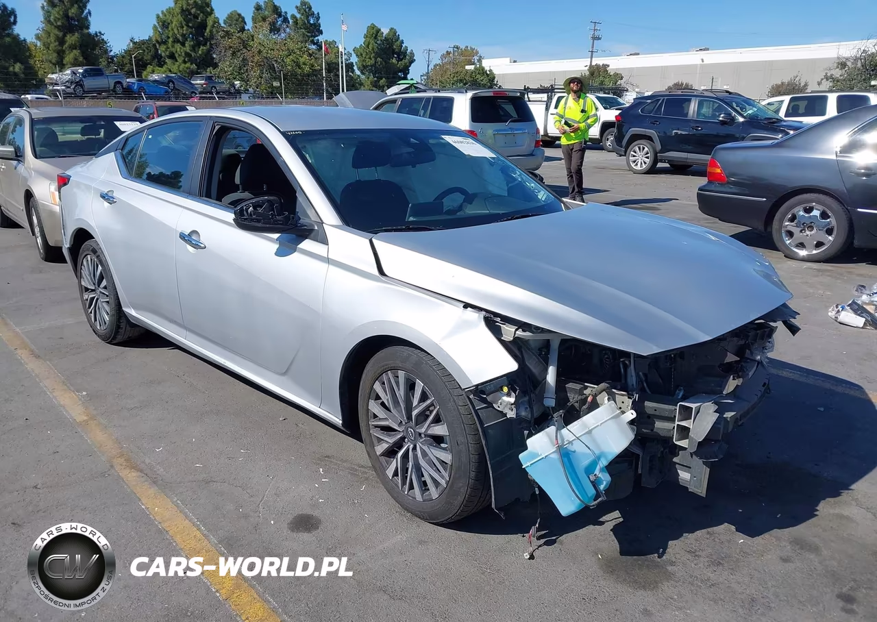 2023 Nissan Altima Sv Fwd