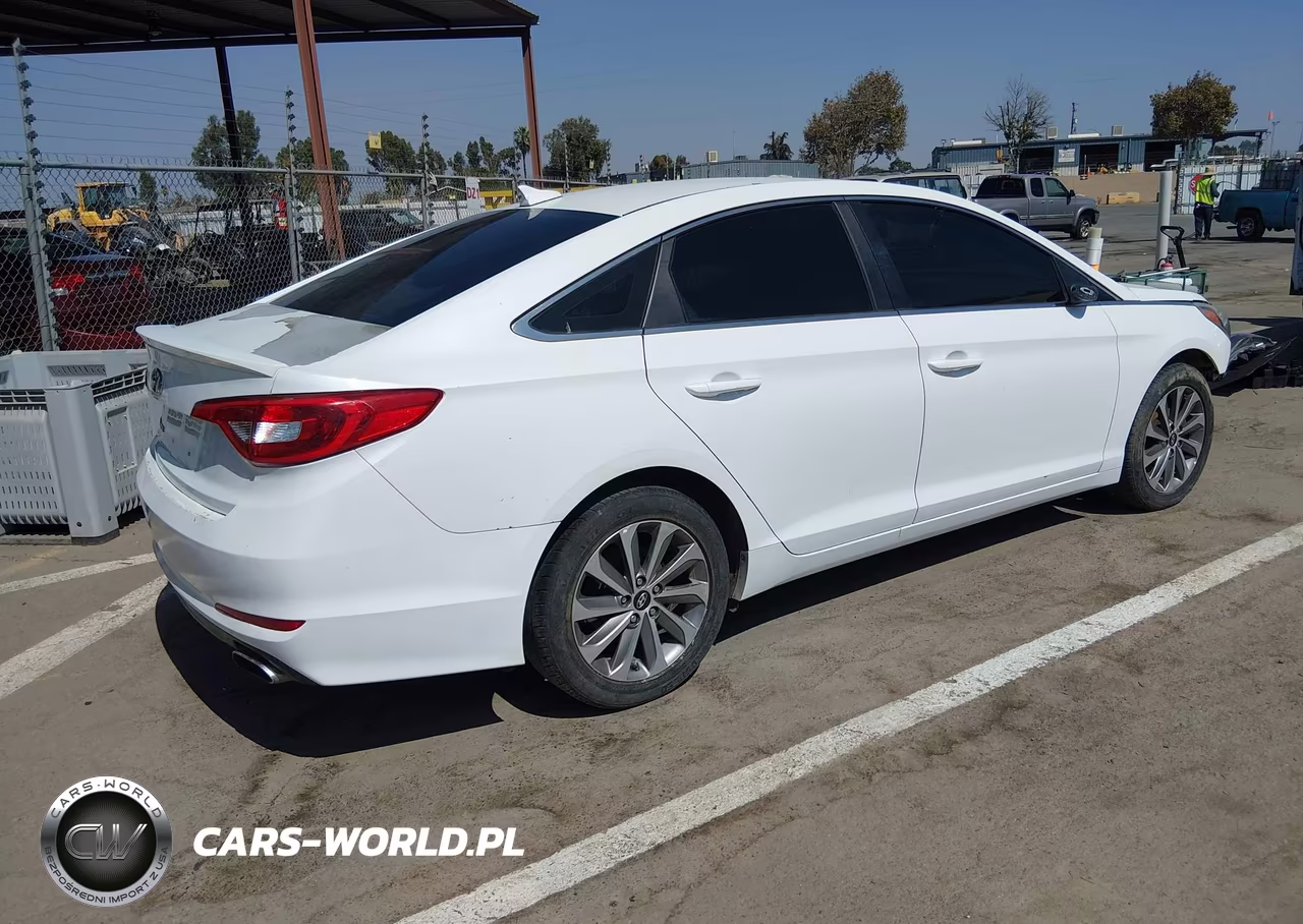 2015 Hyundai Sonata Se VIN:5NPE24AF7FH110808 - 4