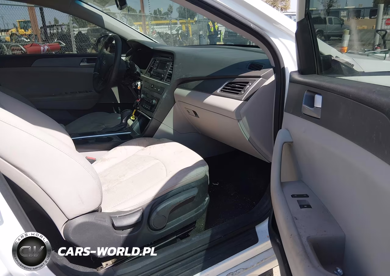2015 Hyundai Sonata Se VIN:5NPE24AF7FH110808 - 5