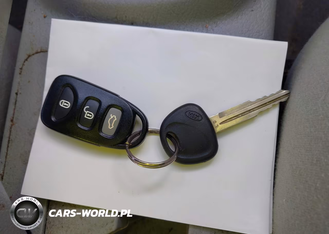 2009 Kia Spectra Ex VIN:KNAFE221595633247 - 11