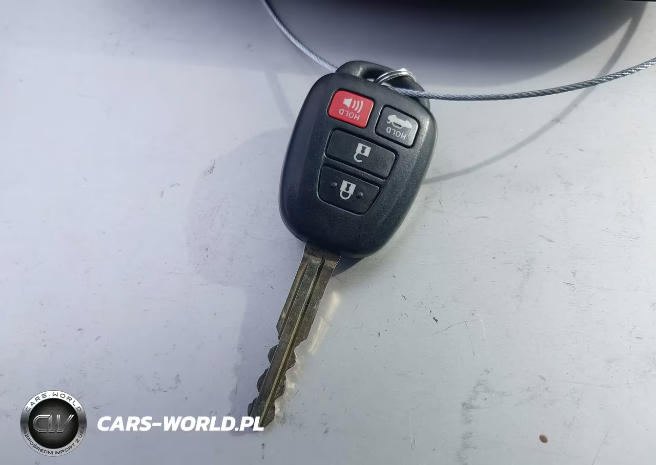 2015 Toyota Corolla S Plus VIN:5YFBURHE0FP204412 - 11