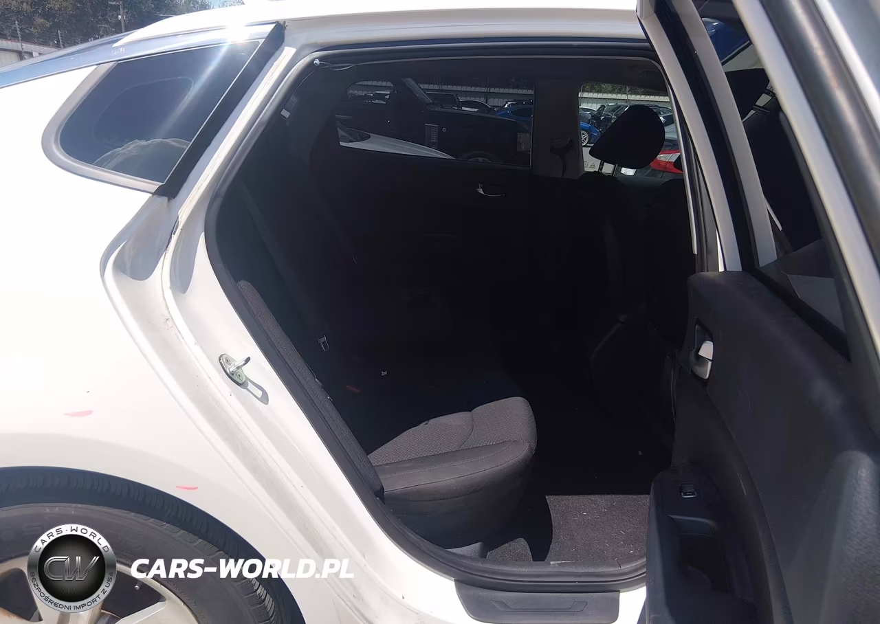 2016 Kia Optima Lx VIN:KNAGT4L39G5086552 - 8