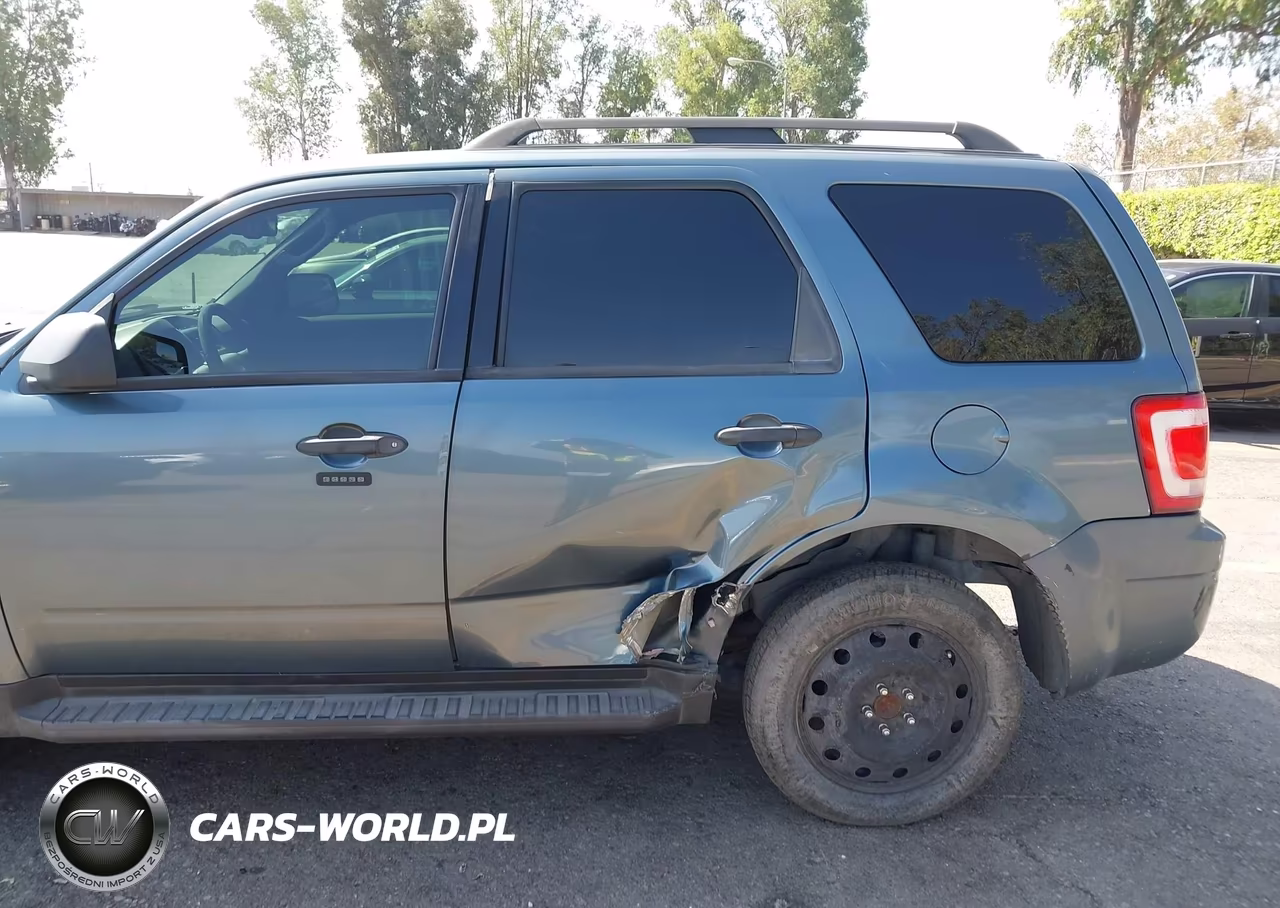 2011 Ford Escape Xlt VIN:1FMCU0D70BKA49999 - 6