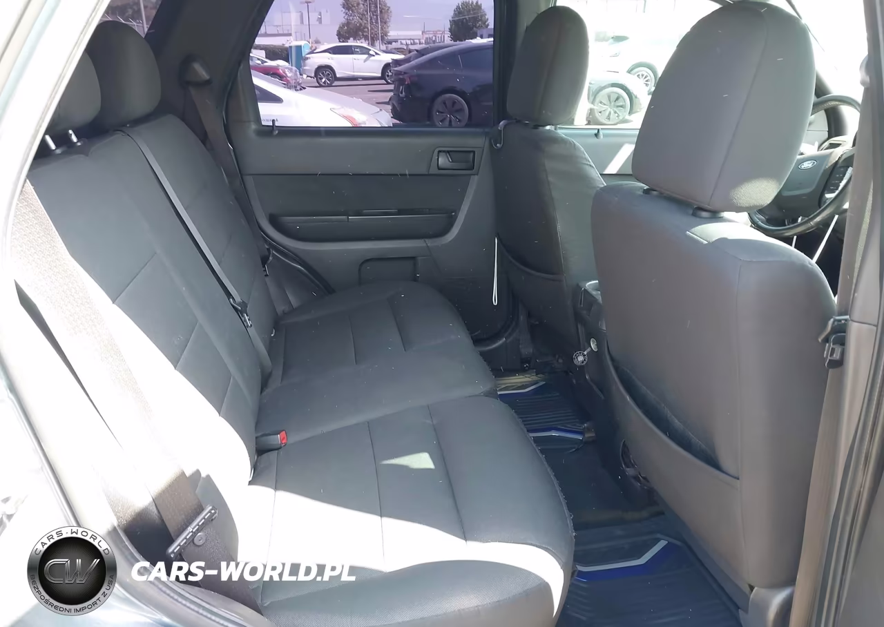 2011 Ford Escape Xlt VIN:1FMCU0D70BKA49999 - 8