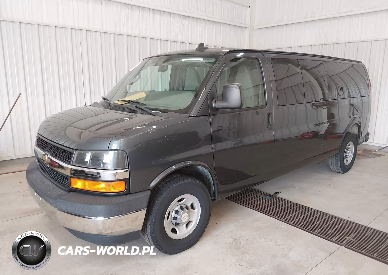 2017 Chevrolet Express 3500 Lt VIN:1GAZGPFF6H1247691 - 2