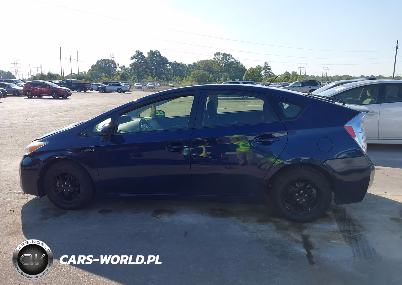 2012 Toyota Prius Two VIN:JTDKN3DU4C1553810 - 14
