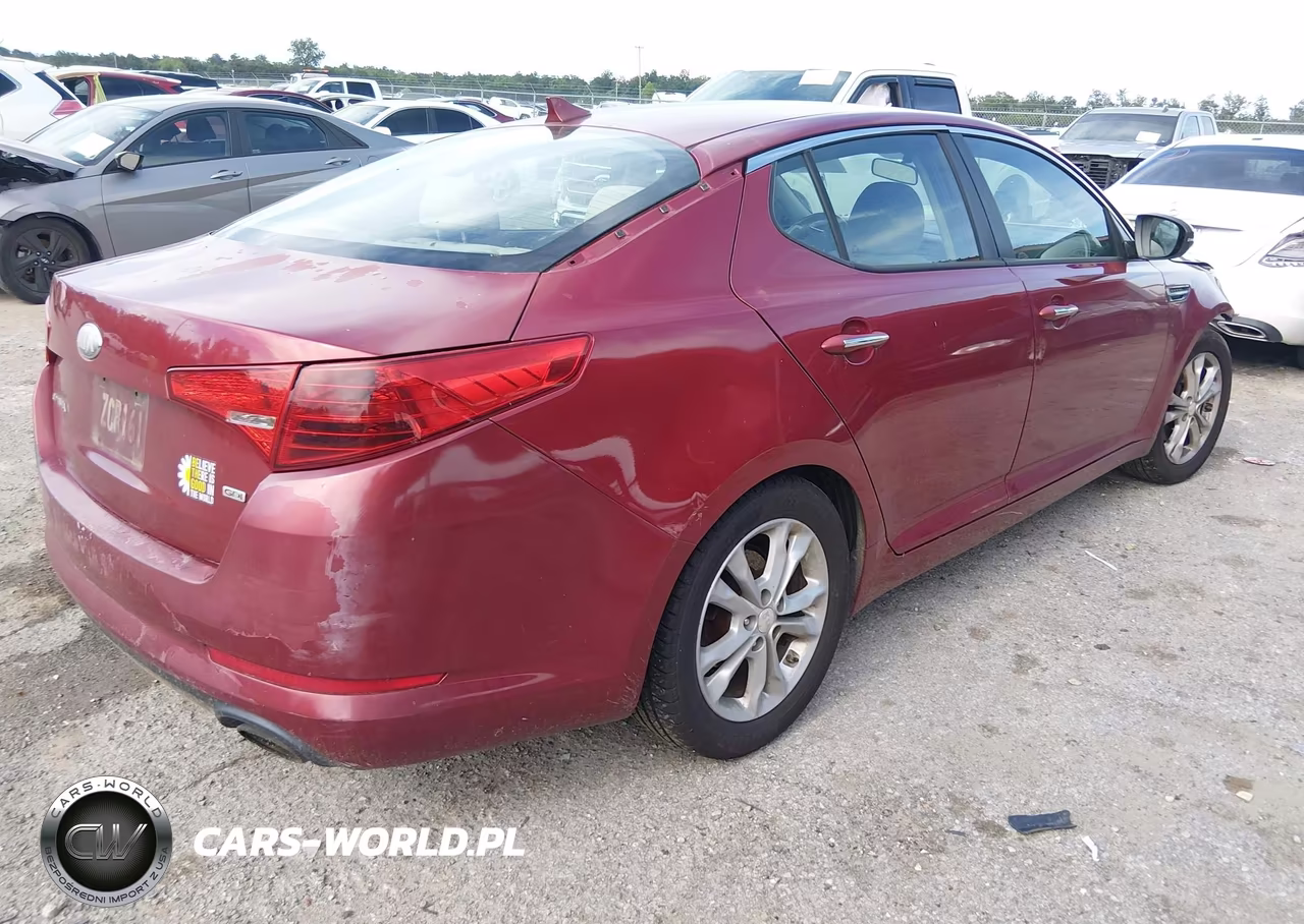 2013 Kia Optima Lx VIN:5XXGM4A74DG216573 - 4