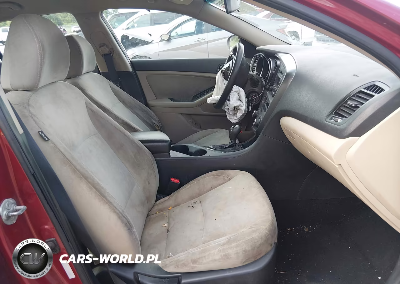 2013 Kia Optima Lx VIN:5XXGM4A74DG216573 - 5