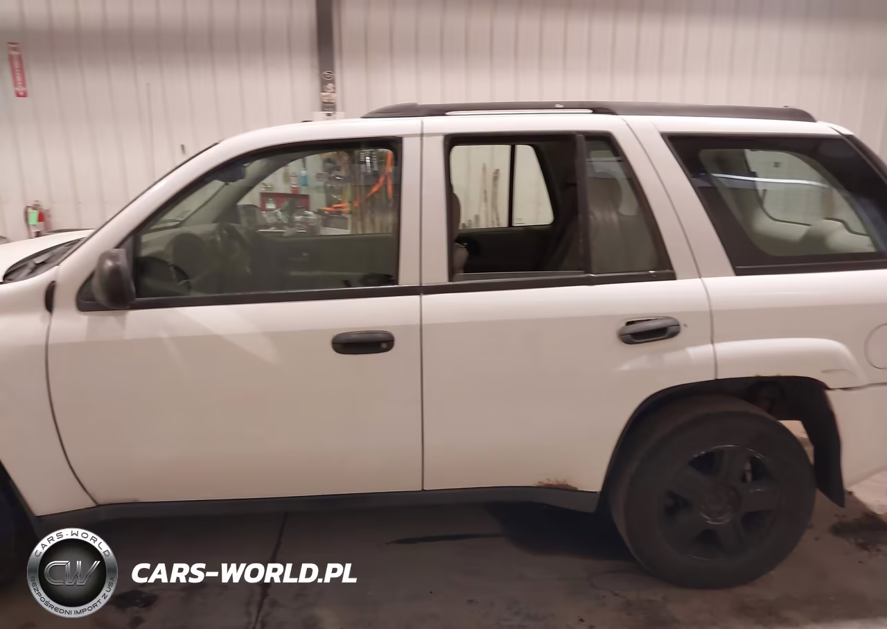 2005 Chevrolet Trailblazer Ls VIN:1GNDT13S552270954 - 15