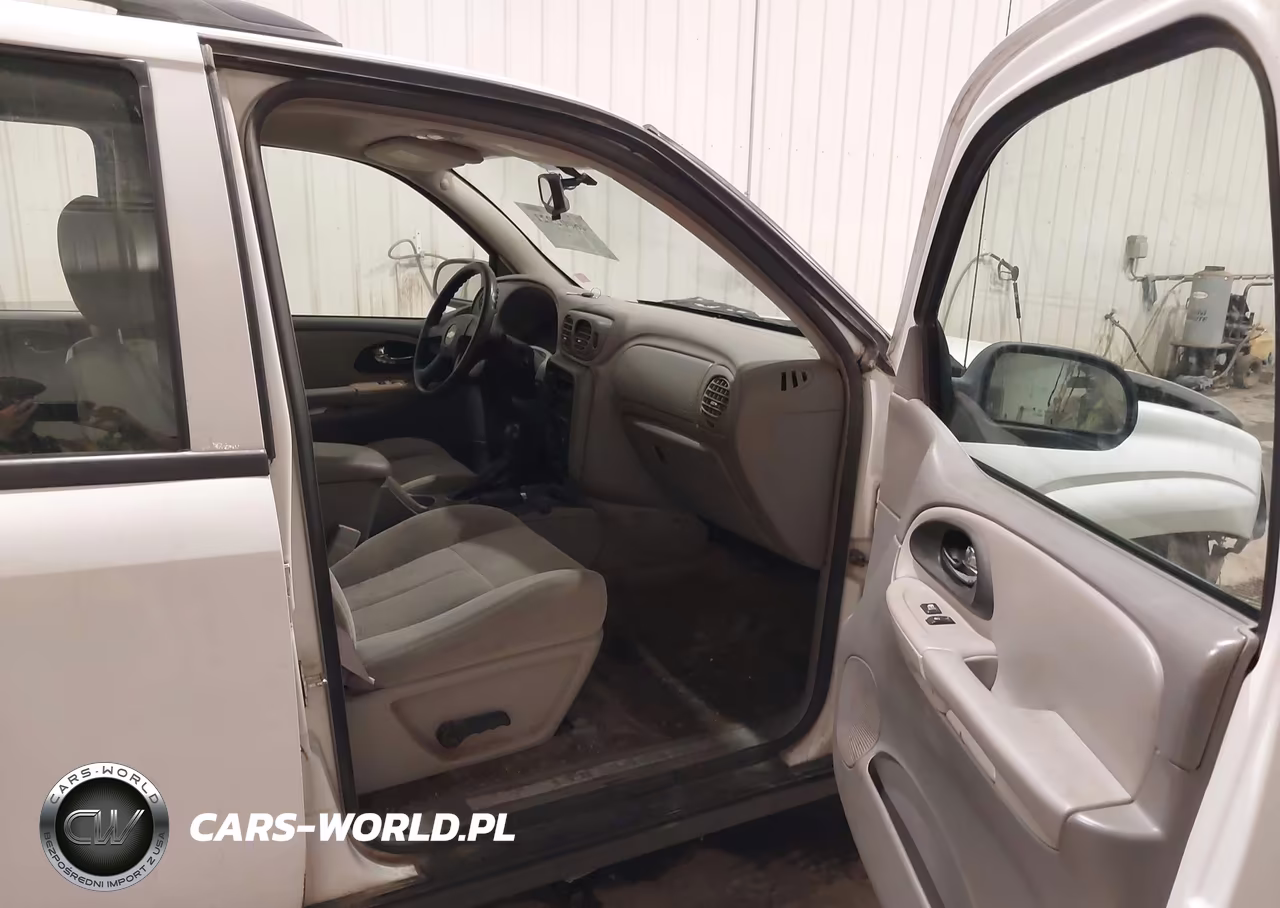 2005 Chevrolet Trailblazer Ls VIN:1GNDT13S552270954 - 5
