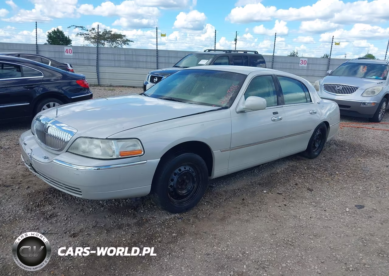2007 Lincoln Town Car Signature Limited VIN:1LNHM82V27Y601755 - 2