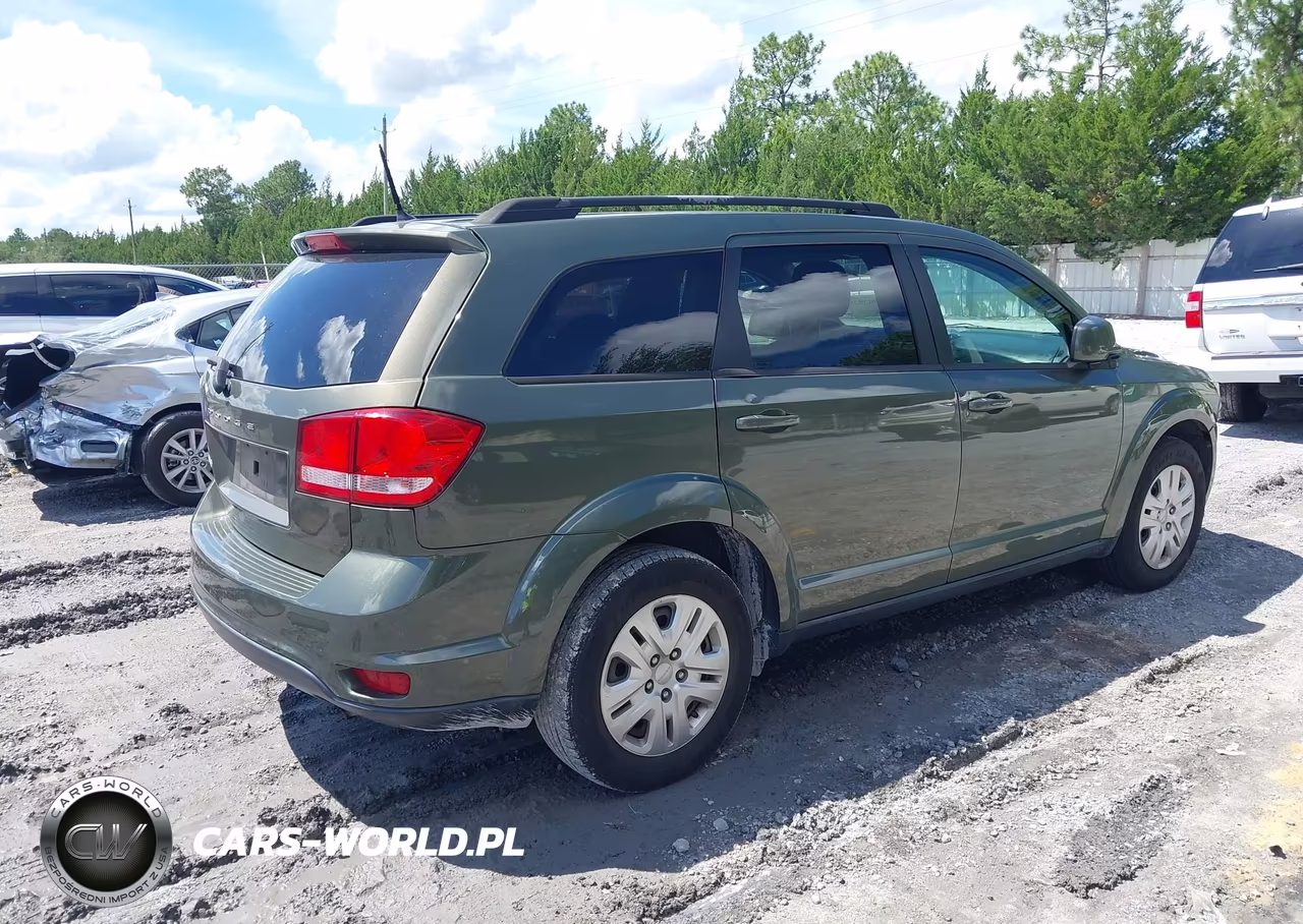 2019 Dodge Journey Se VIN:3C4PDCBB2KT863696 - 4