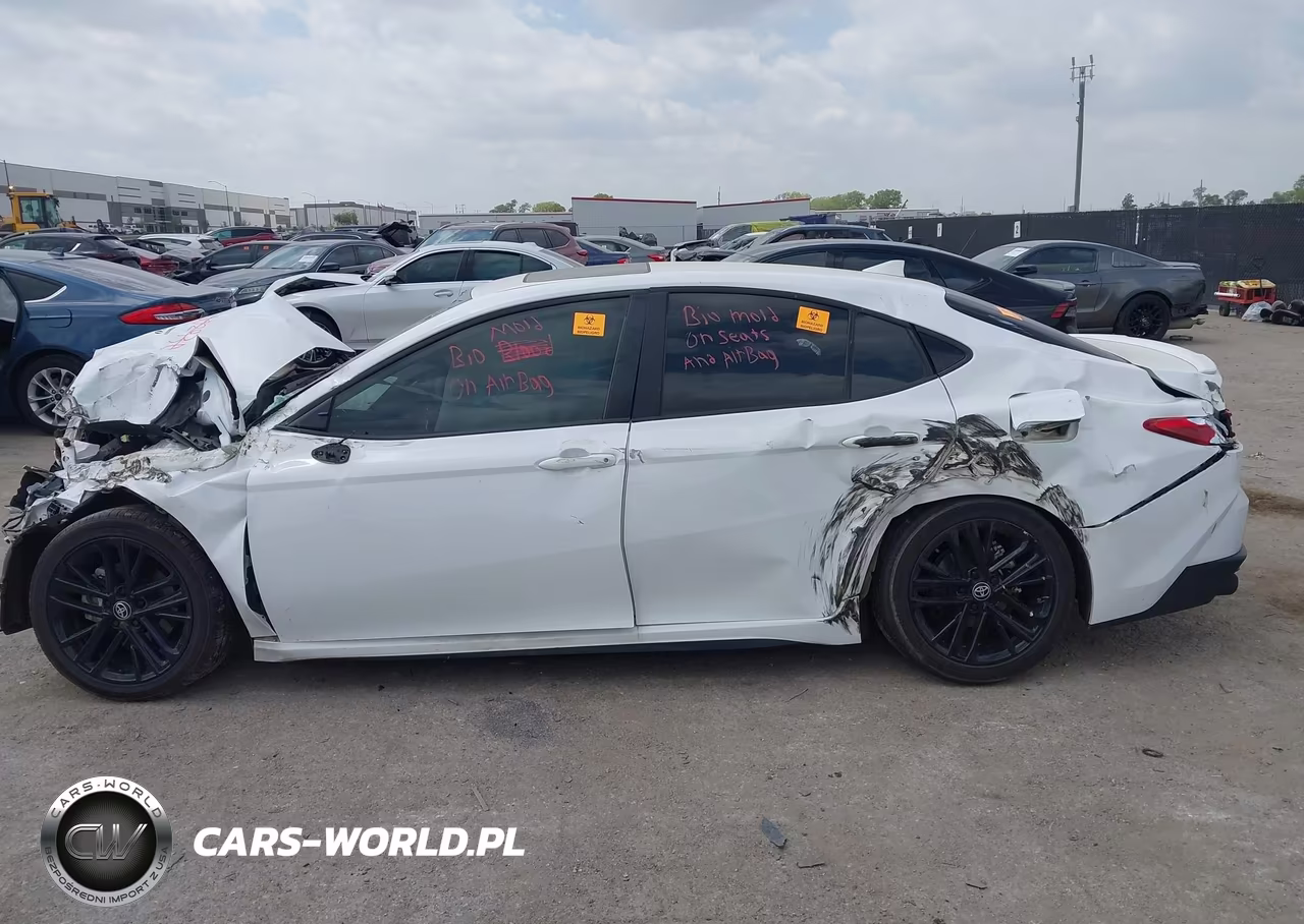 2025 Toyota Camry Se VIN:4T1DAACK9SU615297 - 14