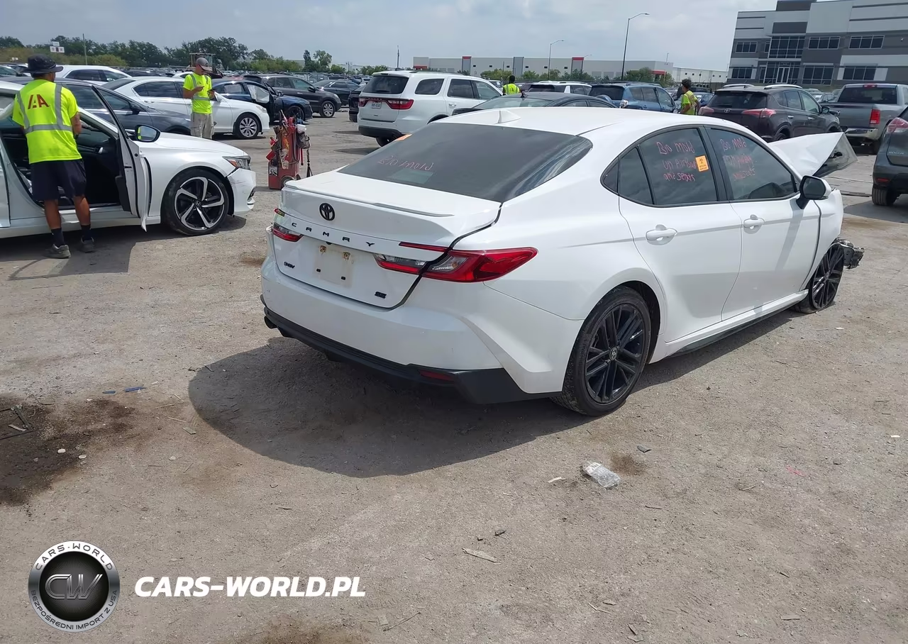 2025 Toyota Camry Se VIN:4T1DAACK9SU615297 - 4