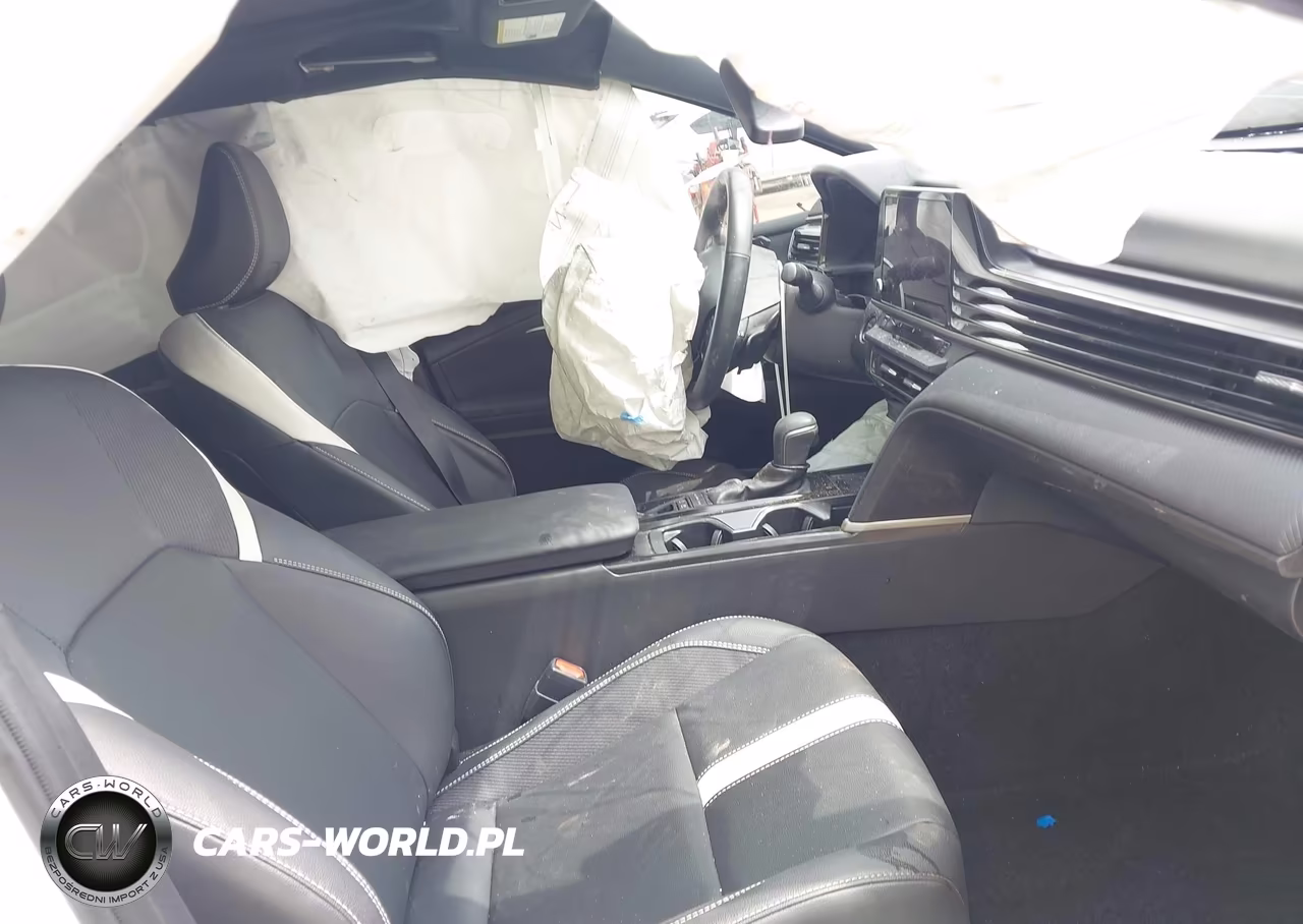 2025 Toyota Camry Se VIN:4T1DAACK9SU615297 - 5