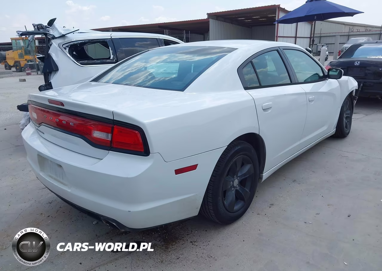 2014 Dodge Charger Se VIN:2C3CDXBG8EH215900 - 4