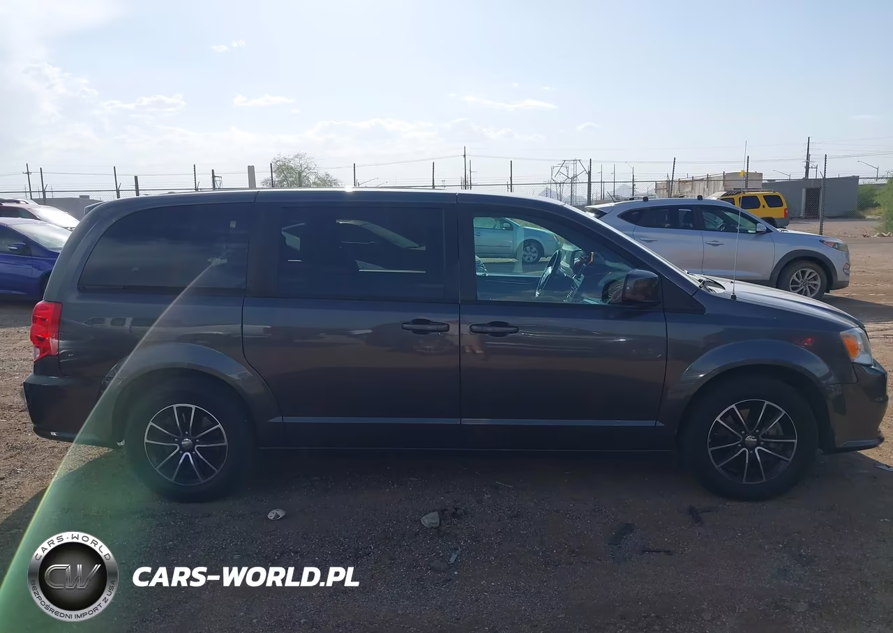 2018 Dodge Grand Caravan Se Plus VIN:2C4RDGBG6JR201584 - 13