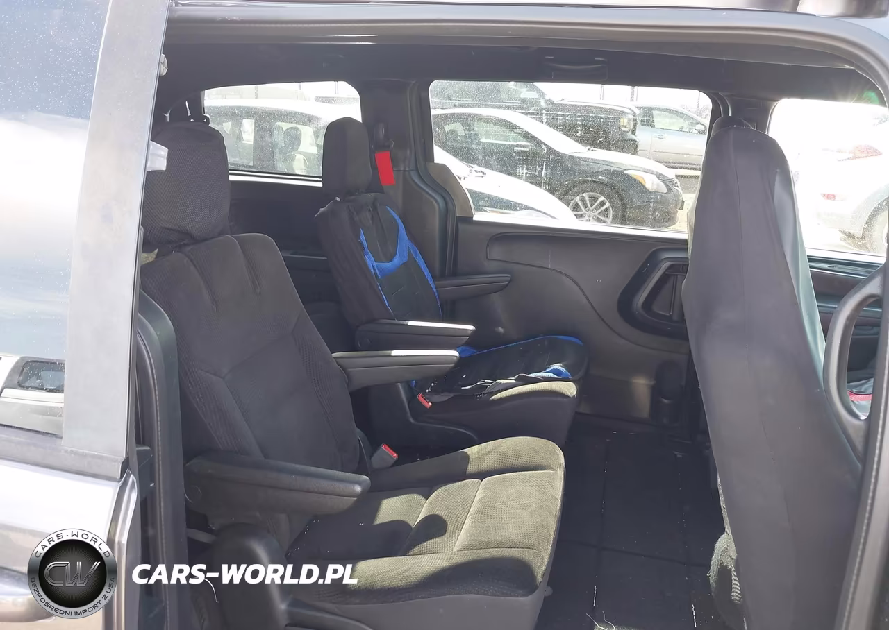 2018 Dodge Grand Caravan Se Plus VIN:2C4RDGBG6JR201584 - 8