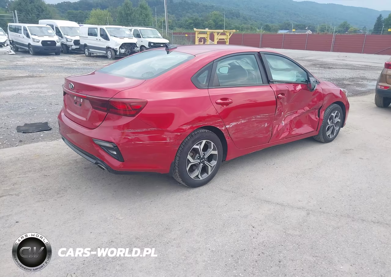 2021 Kia Forte Lxs VIN:3KPF24AD8ME303053 - 4