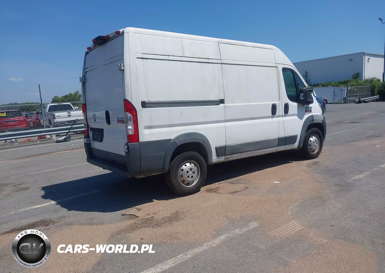 2018 Ram Promaster 2500 High Roof 136 Wb VIN:3C6TRVCG8JE125742 - 4