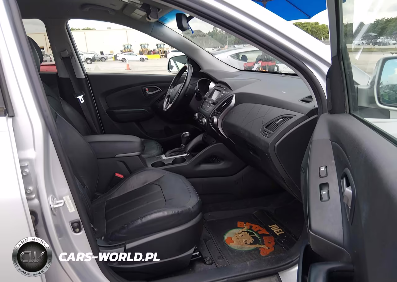 2015 Hyundai Tucson Limited VIN:KM8JU3AG1FU049825 - 5
