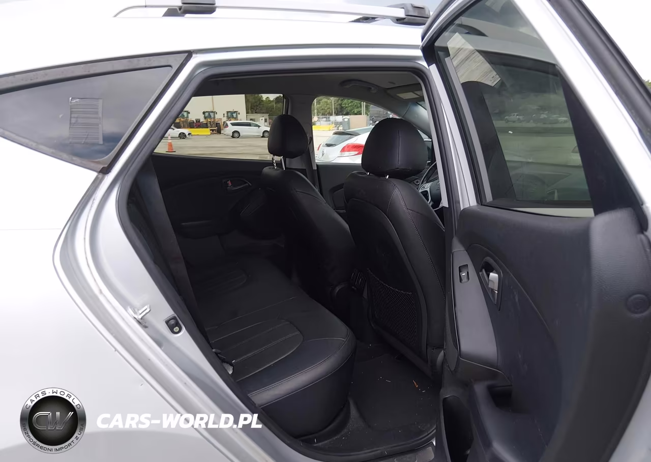 2015 Hyundai Tucson Limited VIN:KM8JU3AG1FU049825 - 8