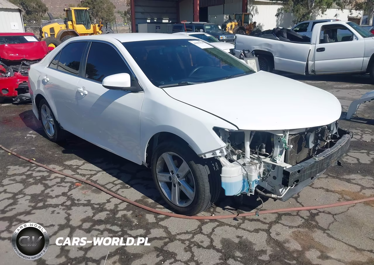 2012 Toyota Camry Se – zdjęcie 1 z 12